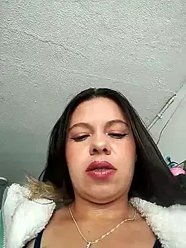 Ariana-07 on StripChat