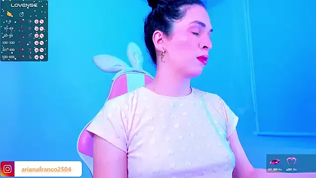 Ariana_f on StripChat 