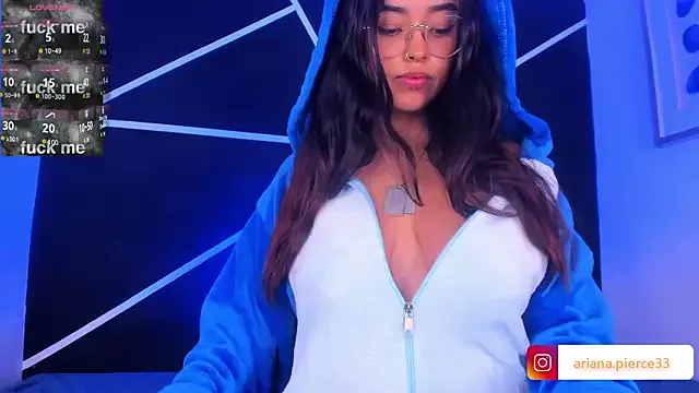 Freechat Ariana_Pierce on StripChat