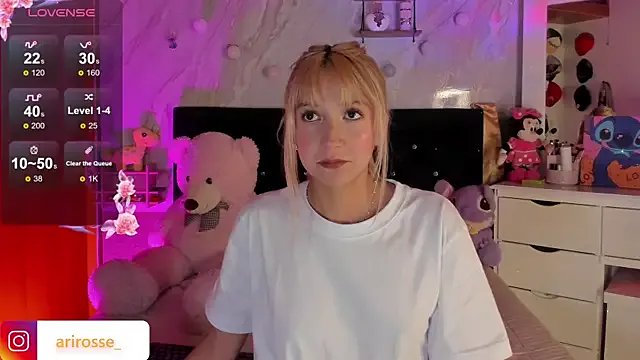 ariana_rosse__ — plug anal