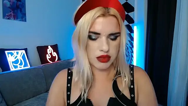 Ariana_Saint on StripChat