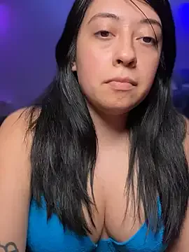 AriannaPena on StripChat 