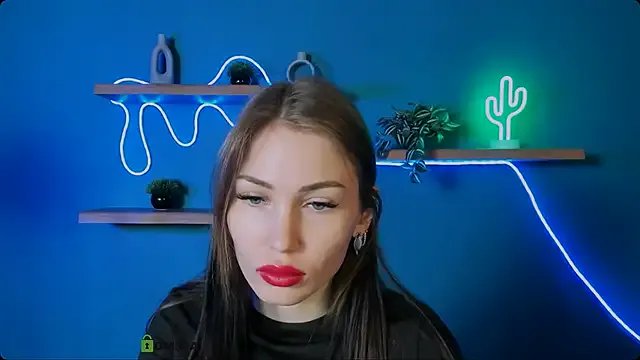 ariel_shadow on StripChat