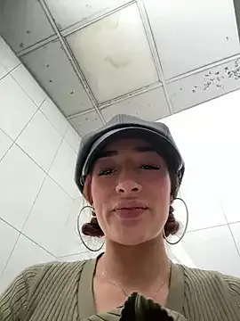 Offline ariiel_ on StripChat