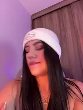 Group ARITOO_ on StripChat