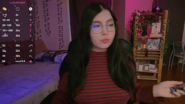 Arizonaa_Muse on StripChat