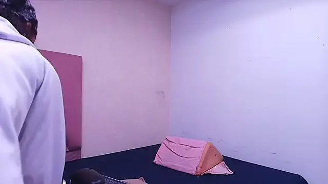 arl_chloee on StripChat