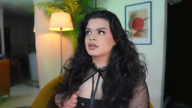 artechloe on StripChat