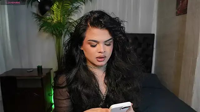 artechloe on StripChat