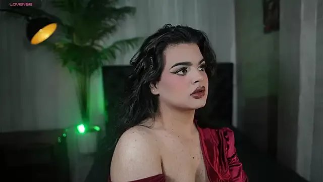 artechloe on StripChat