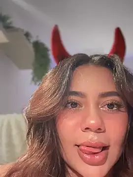 Offline Aryrosee on StripChat