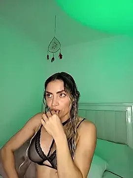 ASHLEY_BLAIR on StripChat