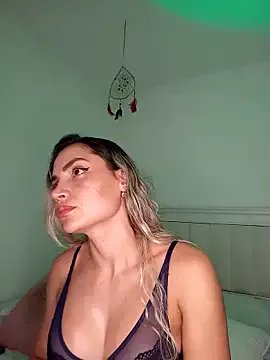 ASHLEY_BLAIR on StripChat