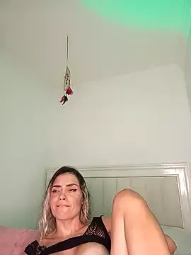 ASHLEY_BLAIR on StripChat