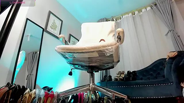 Ashley_leon_ on StripChat