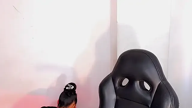 Offline Aslhy_Goddessx on StripChat