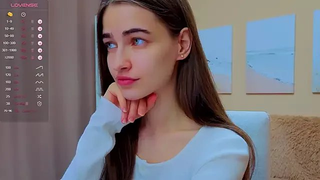 AstoriyaNight on StripChat