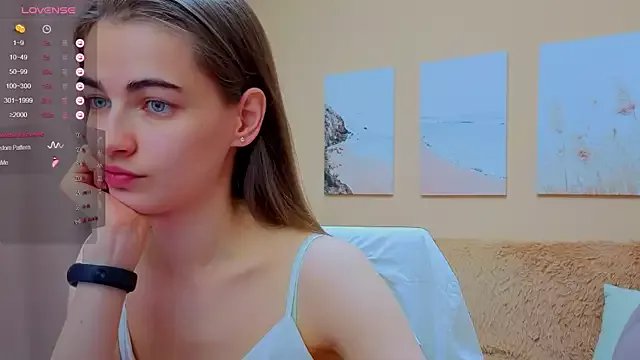 AstoriyaNight on StripChat