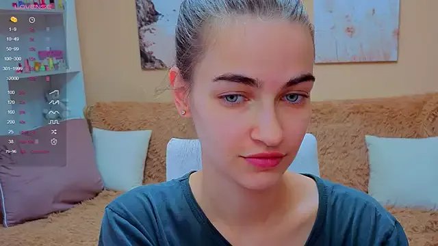 AstoriyaNight on StripChat