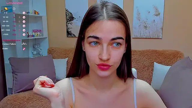 AstoriyaNight on StripChat