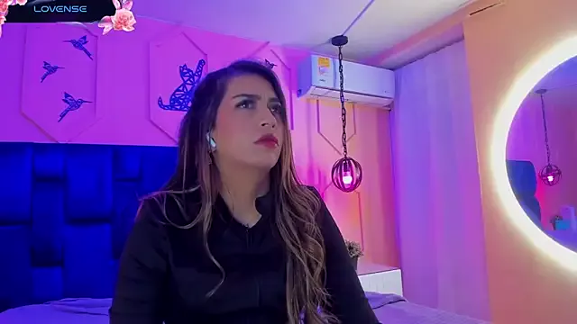 Offline Atenea_cute21 on StripChat