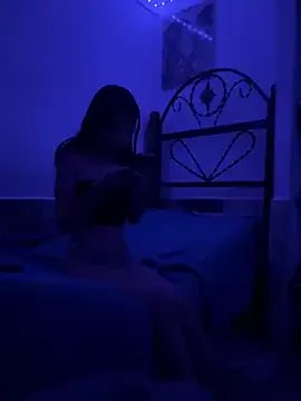 aurora_082 on StripChat