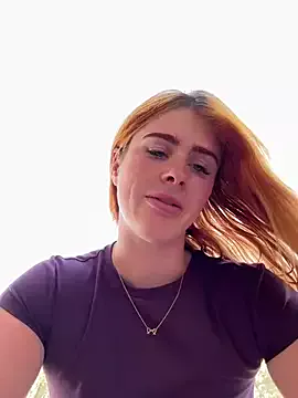 Offline aus_queen on StripChat