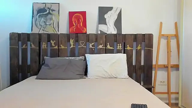 Offline Ava_Carterr on StripChat