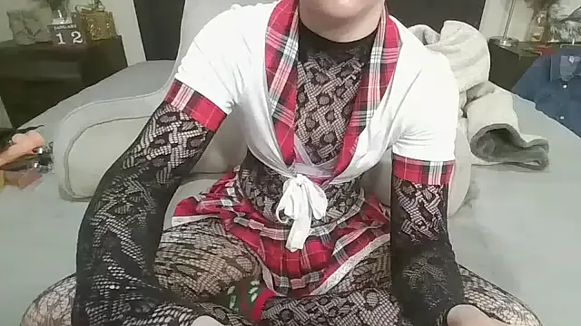 Freechat AverageRose on StripChat