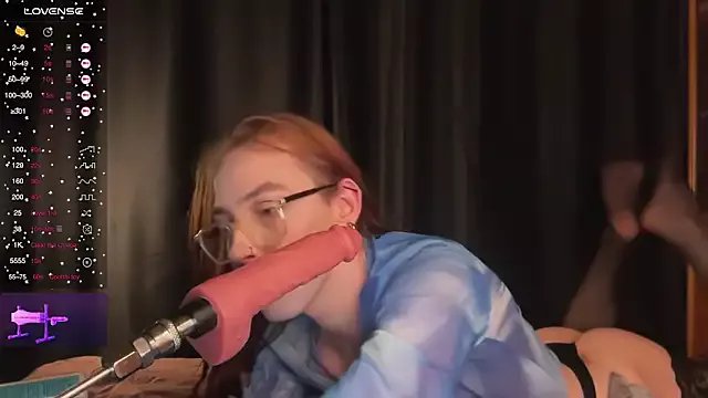 Avril_Pearly_ on StripChat