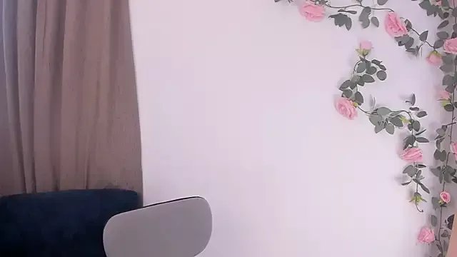 Baby_Asshley on StripChat