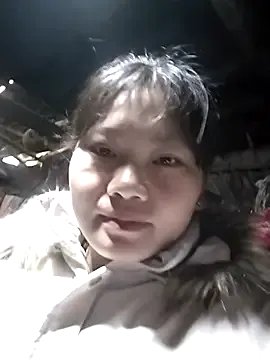 Baby_flower_1 on StripChat