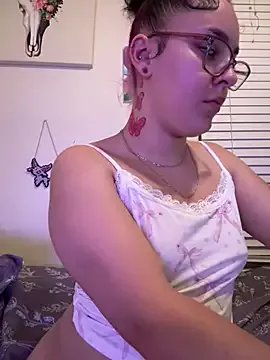 babykalirose on StripChat 