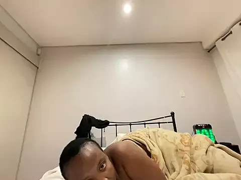 Offline babyotria on StripChat