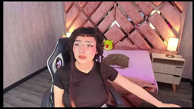 Babyyrasta666 on StripChat