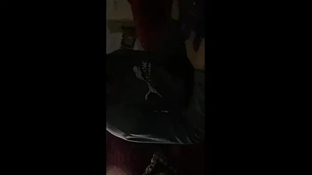 BadBoyBeast on StripChat