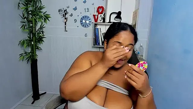 bbw_charlote on StripChat