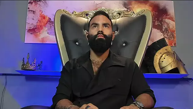 Offline BeardAndrew on StripChat