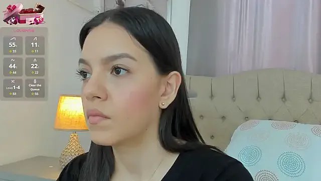 Beautyari_ on StripChat