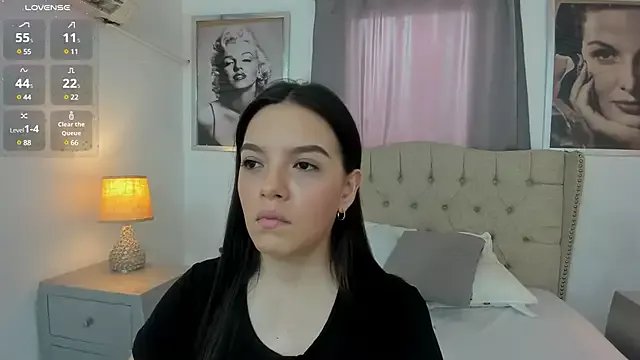 Beautyari_ on StripChat