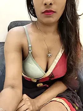 beby_girLL on StripChat