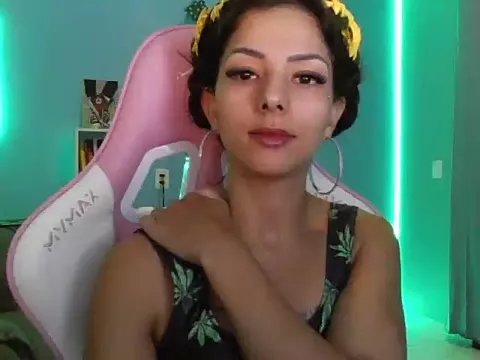BeellyDance on StripChat