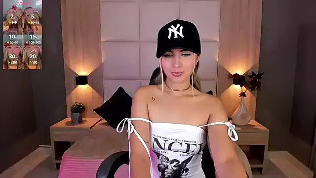 bella1207 on StripChat