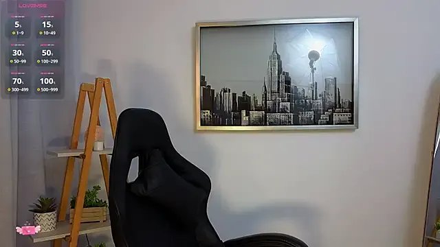 bella__adams on StripChat