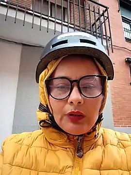 bellapaty on StripChat