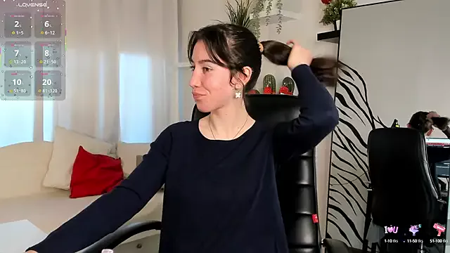 Offline Belle_Via on StripChat