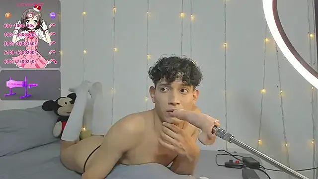 Offline Benjamin_Buster on StripChat