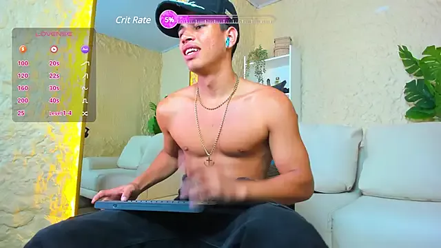 Freechat Benjamin_More on StripChat