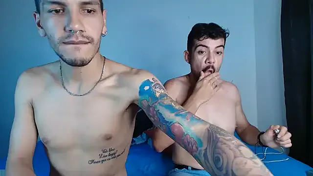 Offline Benjamin_show on StripChat