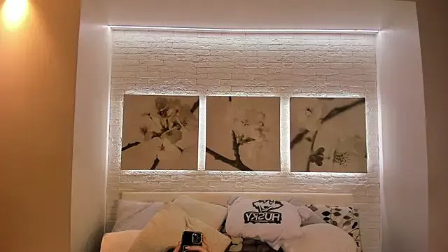 Betty_June on StripChat